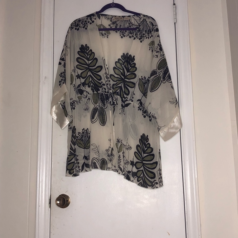 Floral green top 3x